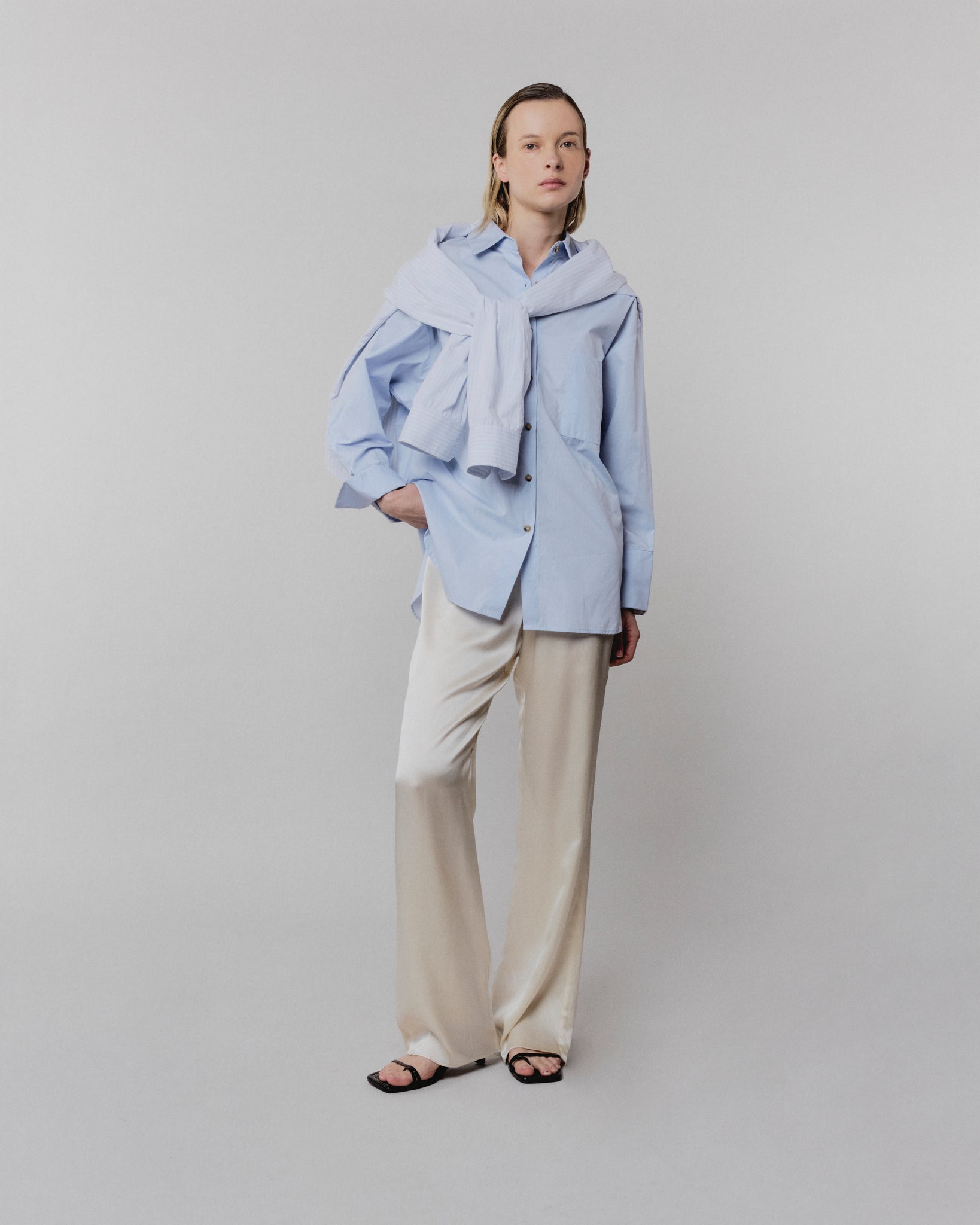 0017 CLASSIC SHIRT CELESTE