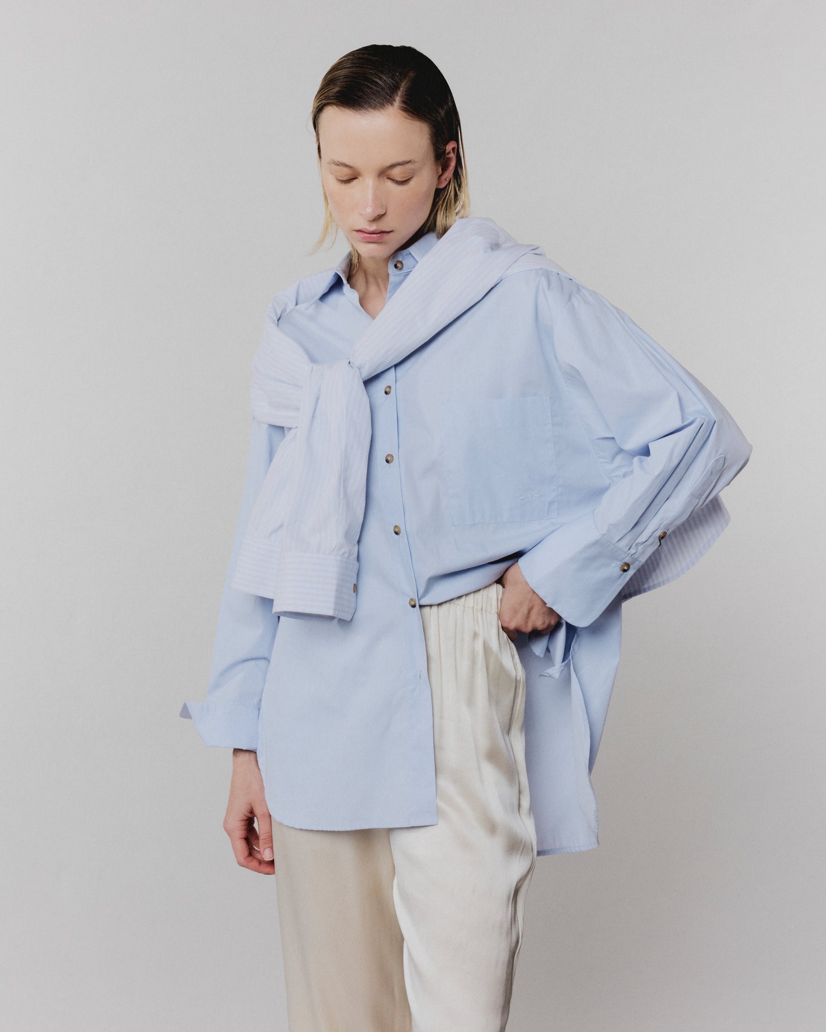 0017 CLASSIC SHIRT CELESTE