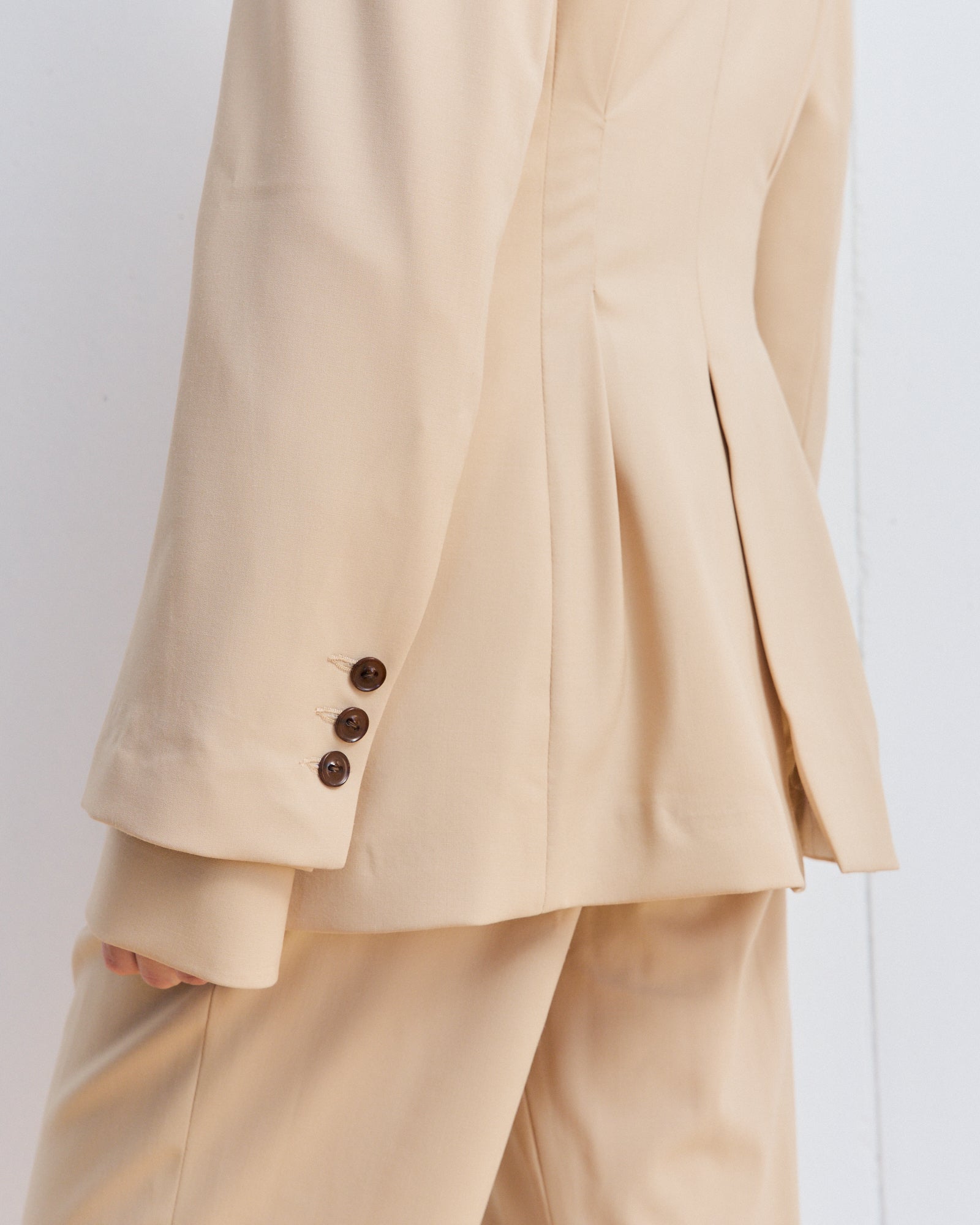 0030 BLAZER CINTURA BEIGE
