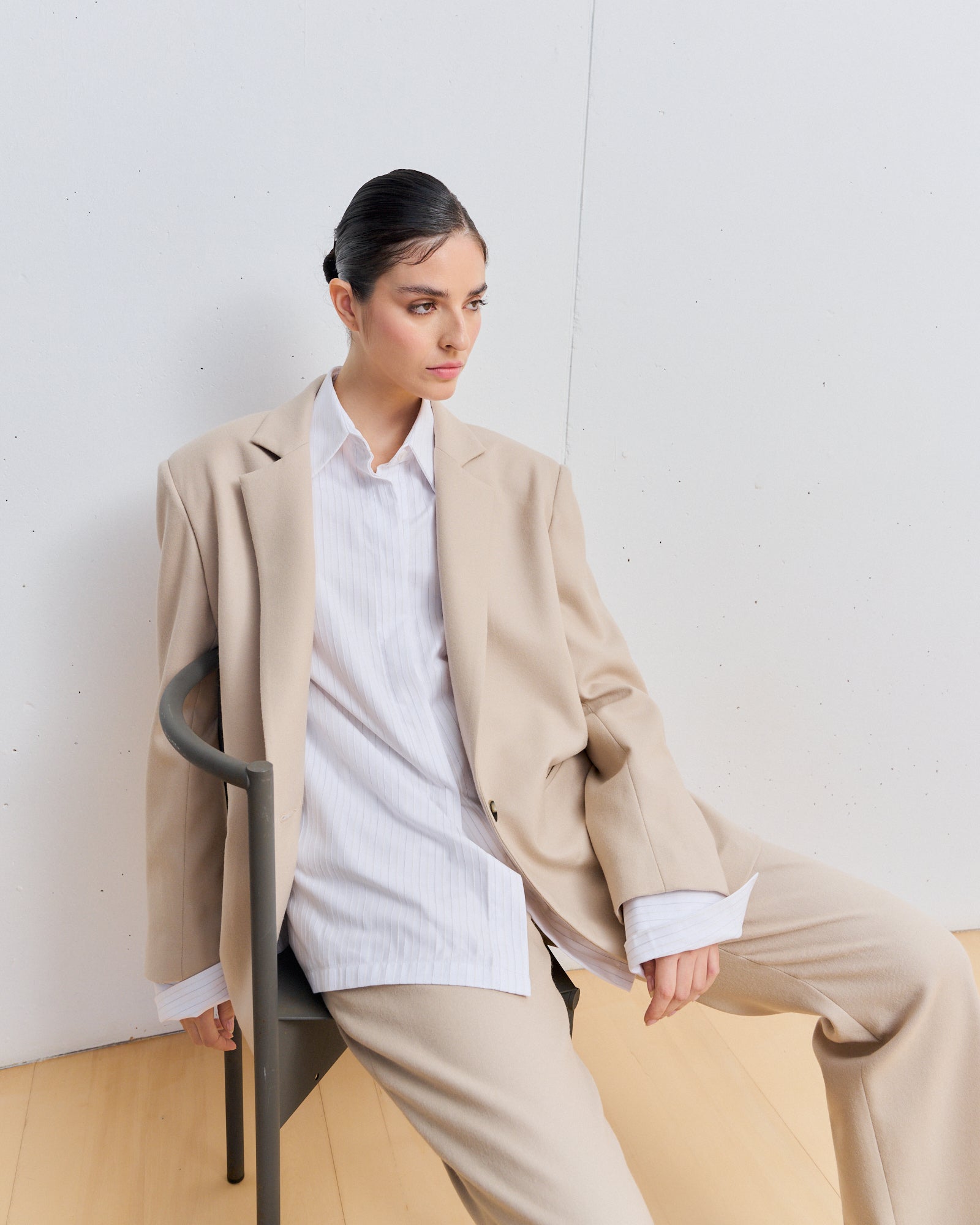 0032 CLASSIC SHIRT MUJER PUÑOS