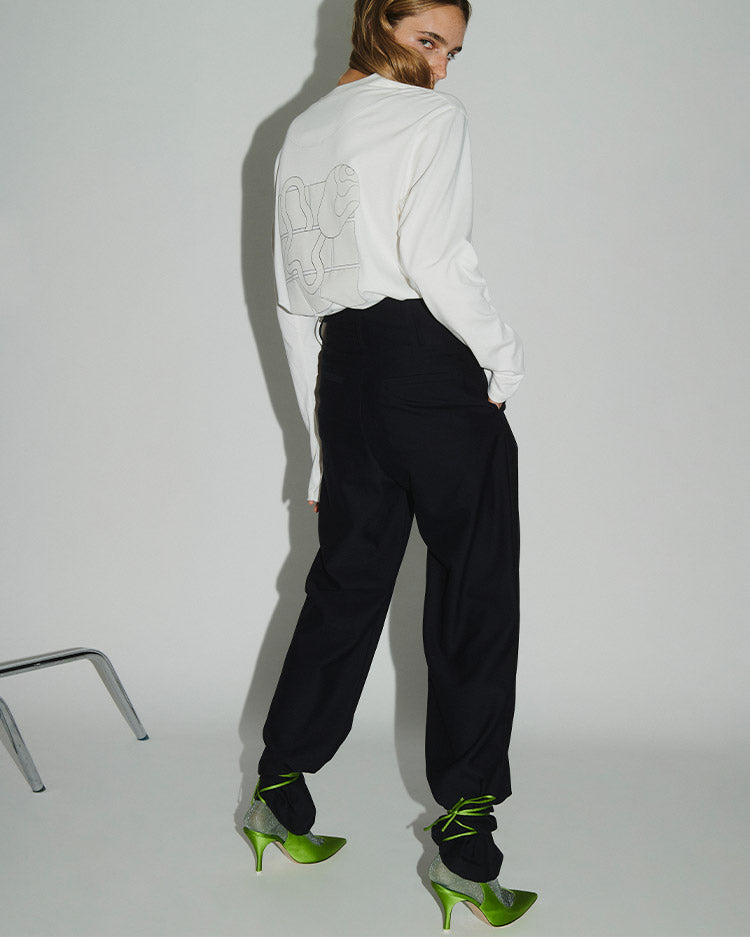 0016 UNISEX WHITE TSHIRT