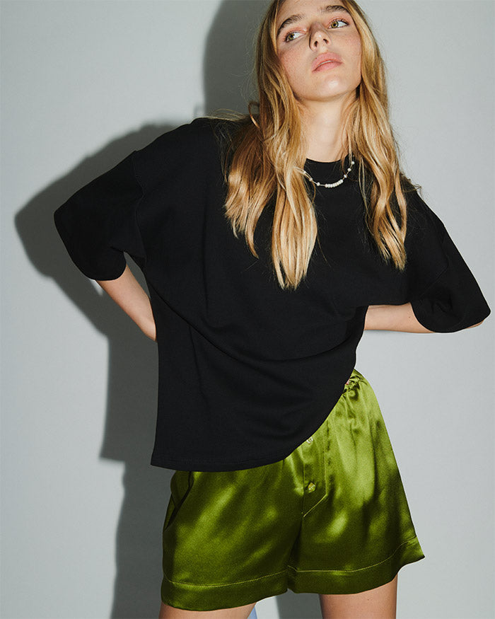0004 TEE NEGRA